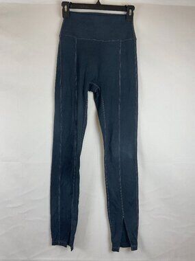 We Wore What Leggings XS Dark Gray Split Seam Ankle
